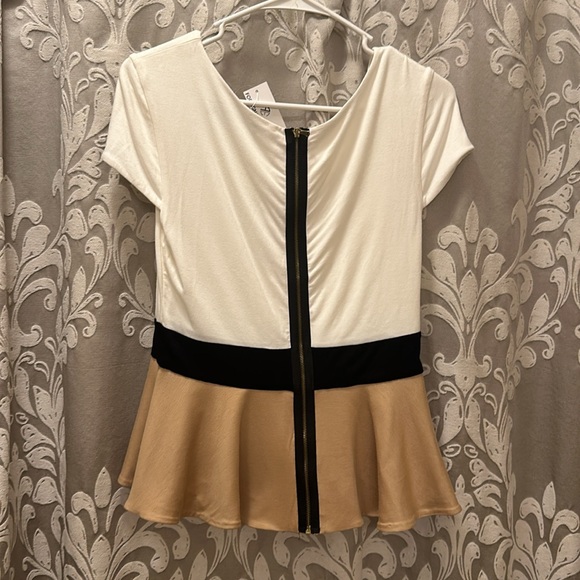 Foreign Exchange peplum zipper top - Picture 2 of 4
